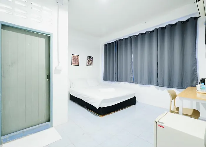 公寓 Znap Bts เอกมัย 42-1 曼谷
